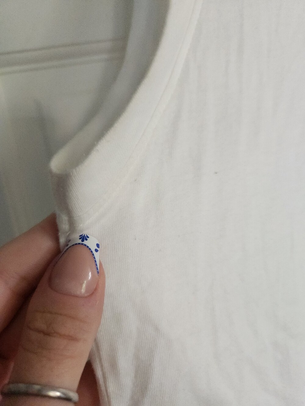 Old Navy Sleeveless Top - Picture 4 of 5